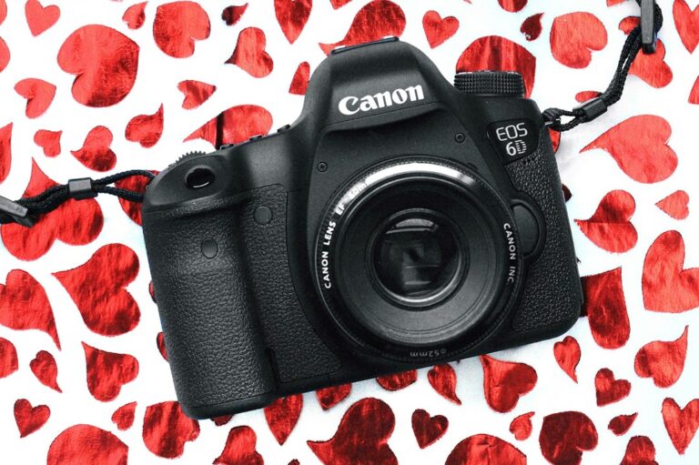 Discover the Best Camera Deals on SnapshotEssentials.com Today